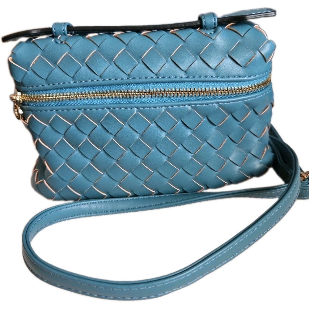 K.carrol Accessories Womans Size Small Cross Purse Turquoise